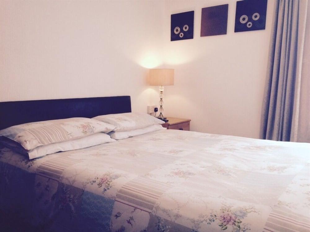 Hazelgrove Guest House — 5