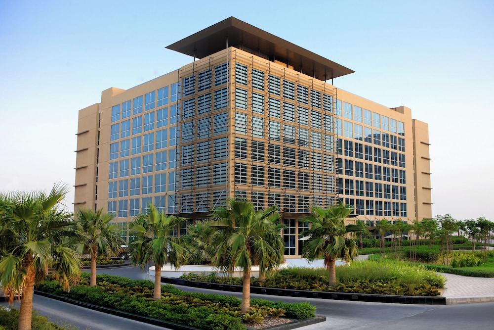 Yas Plaza Circuit by IHG — 7