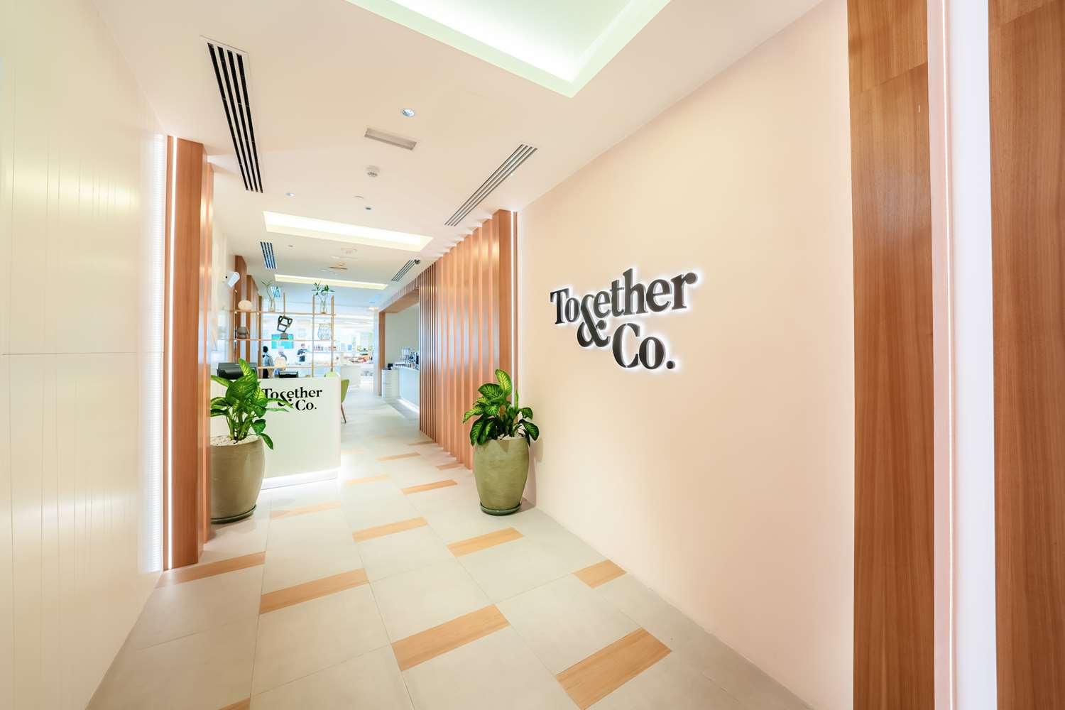 Hilton Garden Inn Dubai Jumeirah — 10