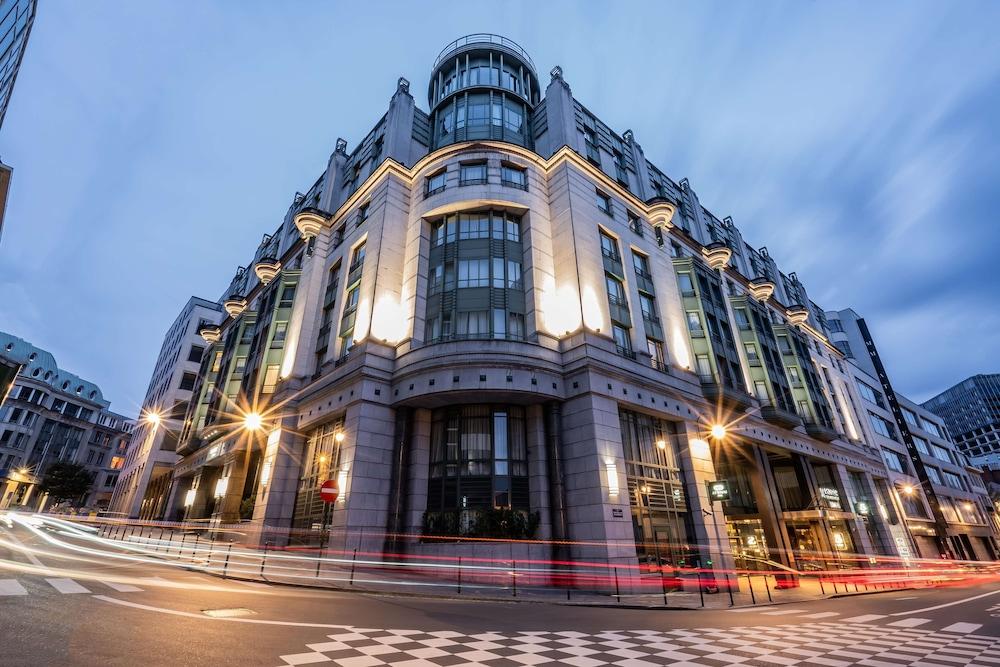 Radisson Collection Hotel, Grand Place Brussels — 2