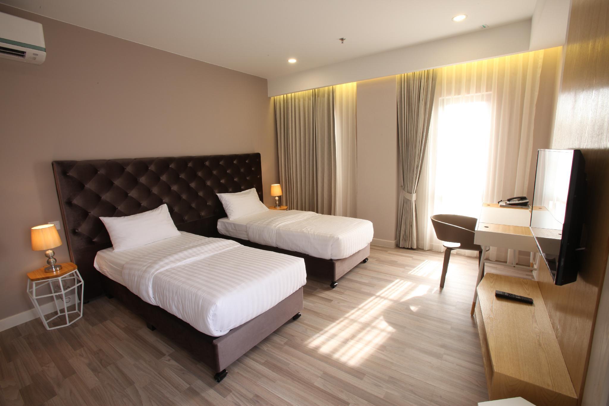 D'ANGGEREK SERVICE APARTMENT — 8