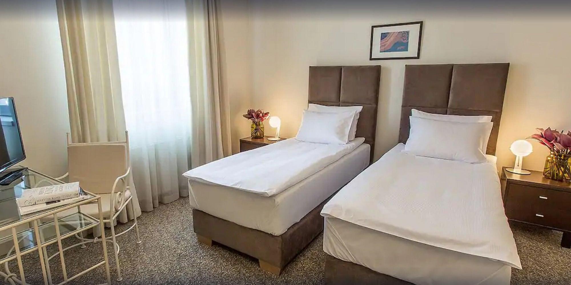 Mamaison Residence Izabella Budapest — 8