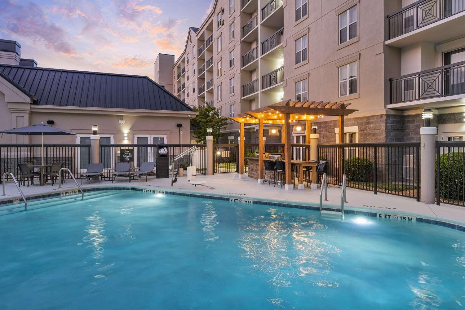 Homewood Suites by Hilton Atlanta-Alpharetta — 9