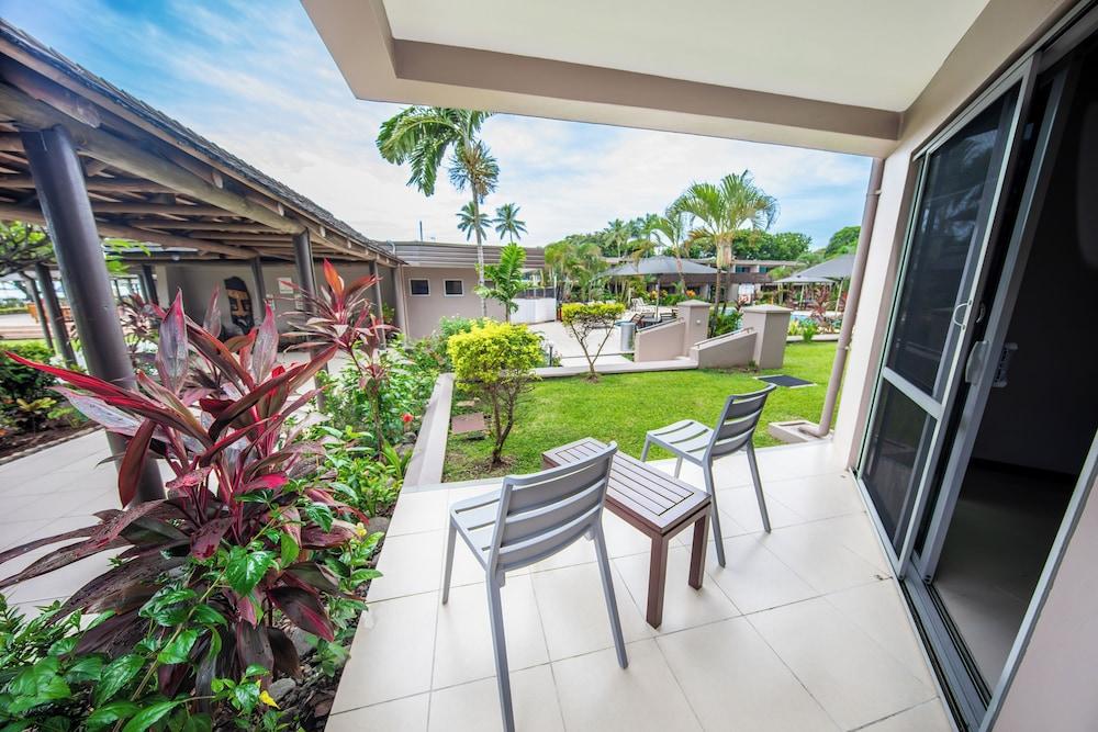 Tanoa Waterfront — 10