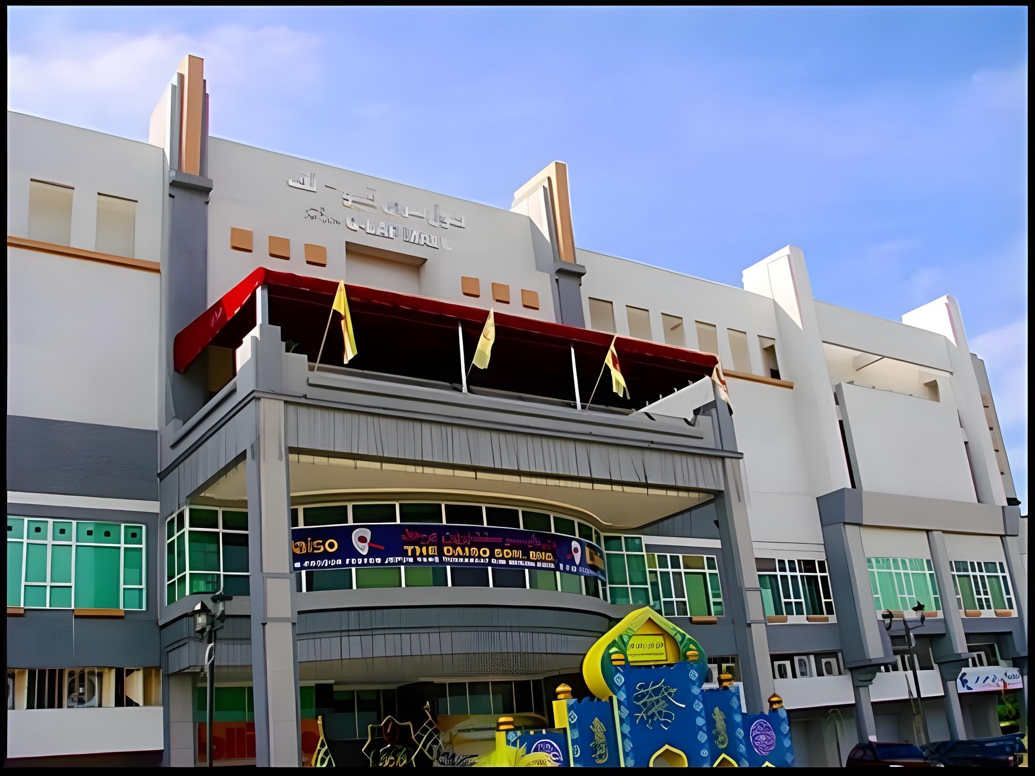 KIULAP PLAZA HOTEL — 4
