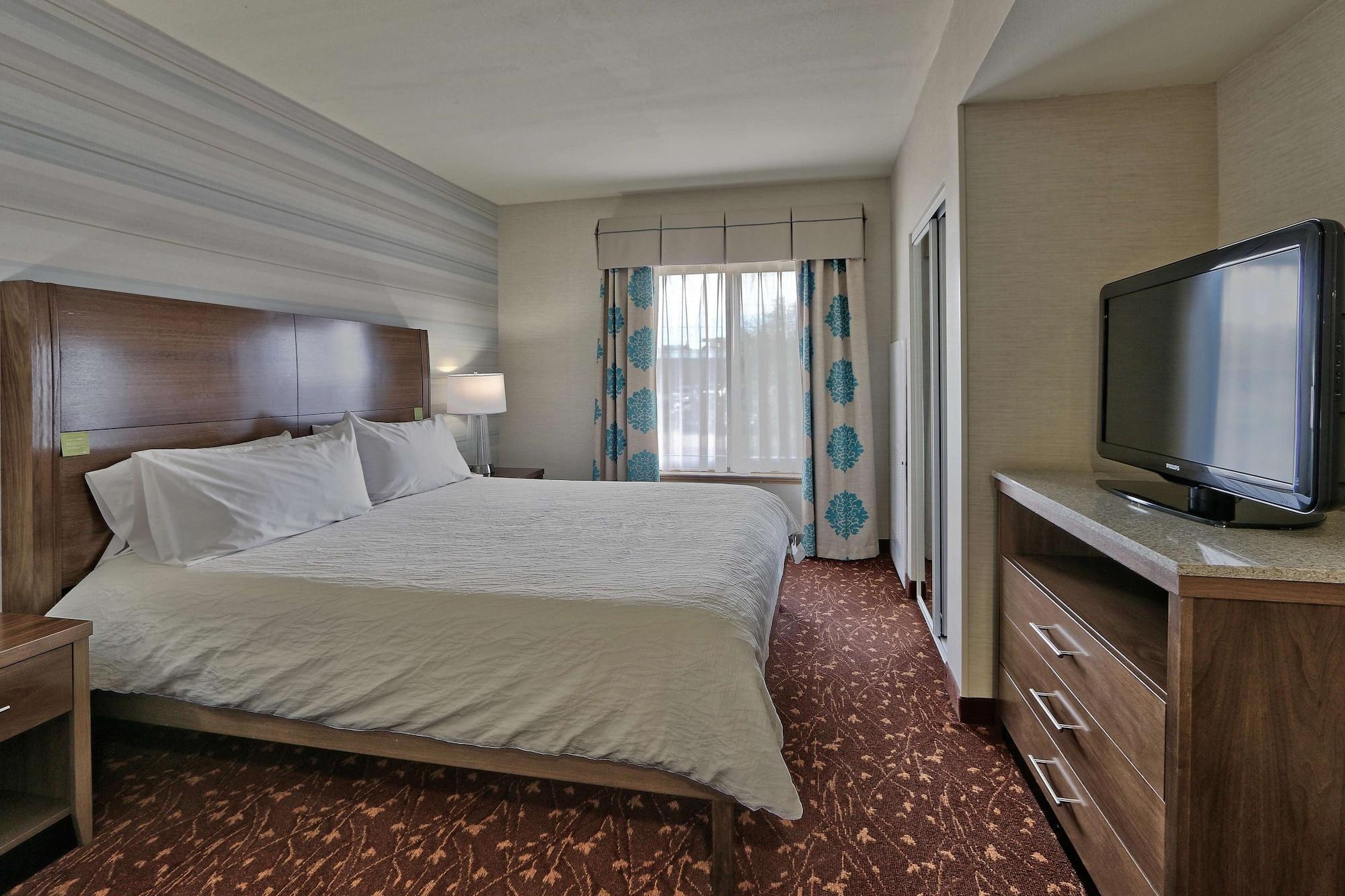 Hilton Garden Inn Albuquerque Airport — 6