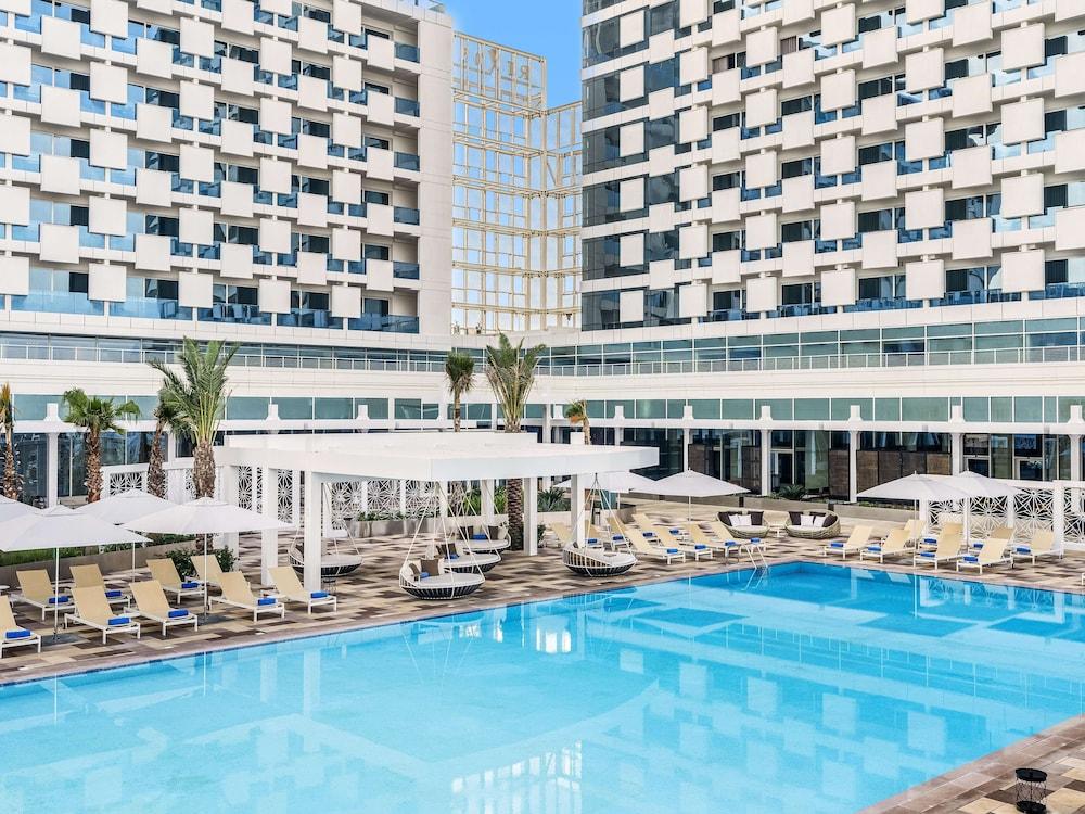 Rixos Gulf Hotel Doha 21064 — 4