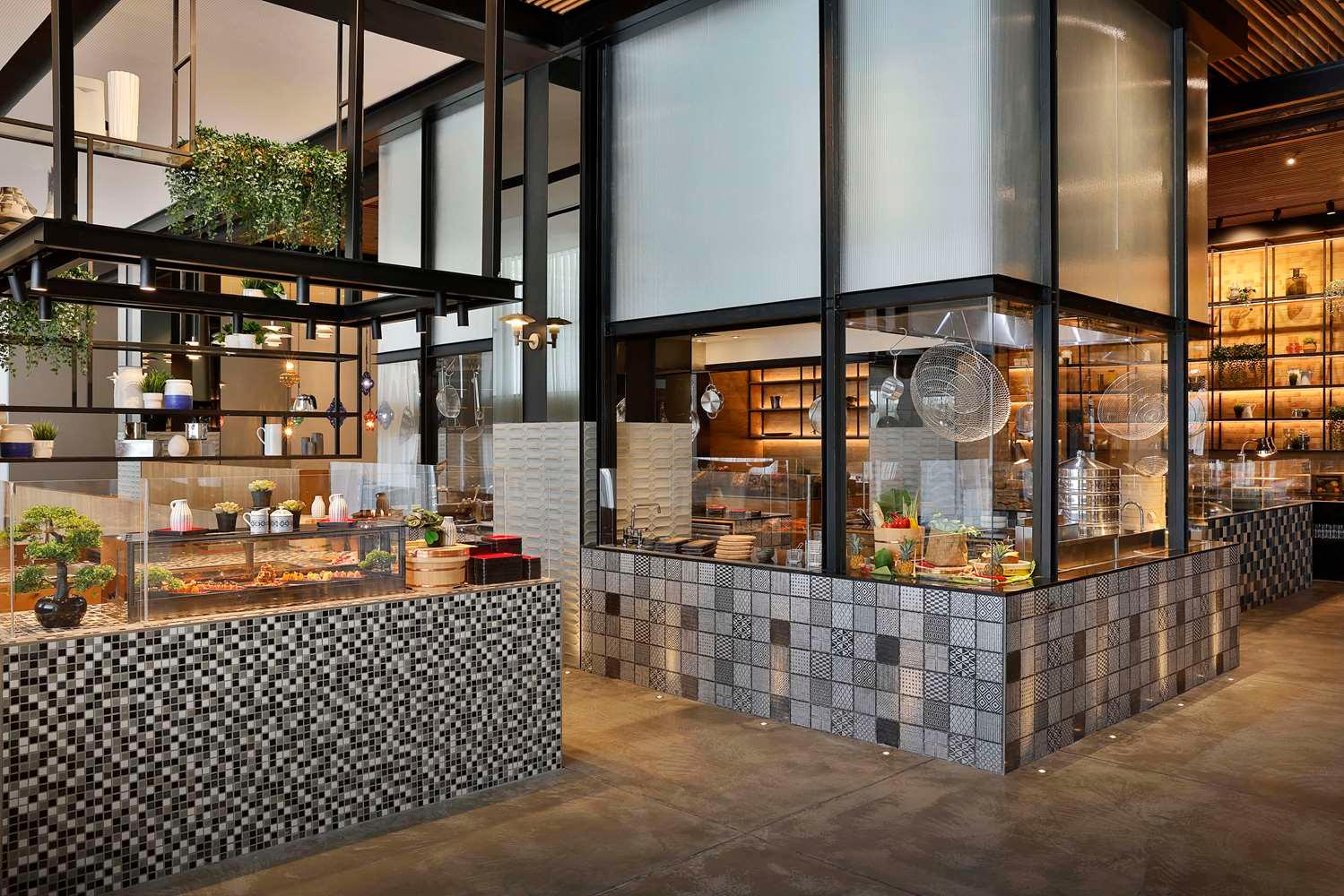 Hilton Abu Dhabi Yas Island — 10