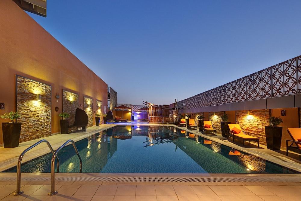 Abidos Hotel Apartments Dubailand — 1