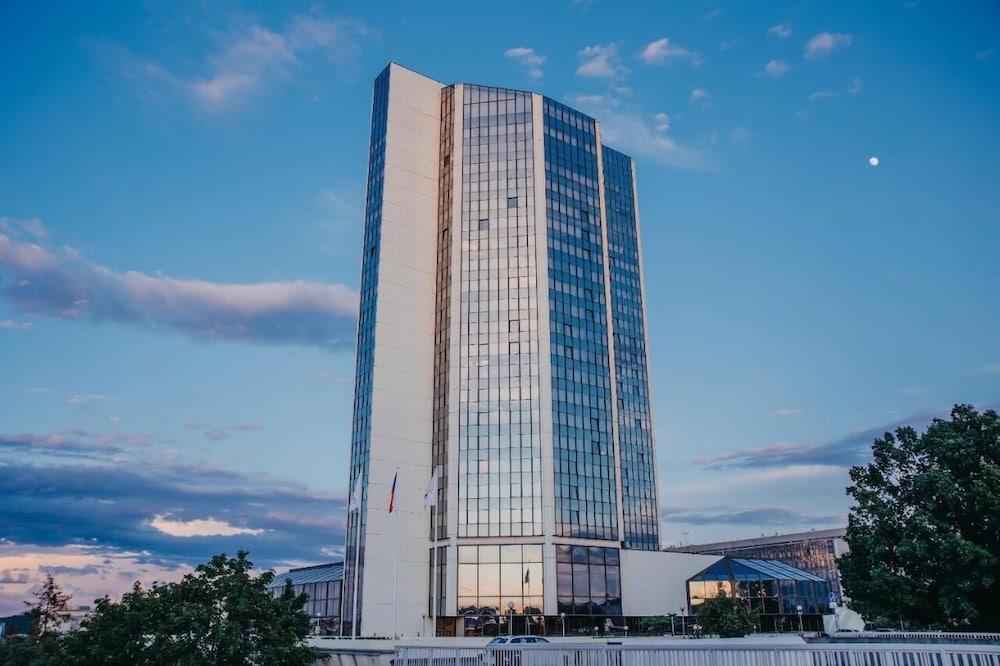 Grand Hotel Prague Towers — 3