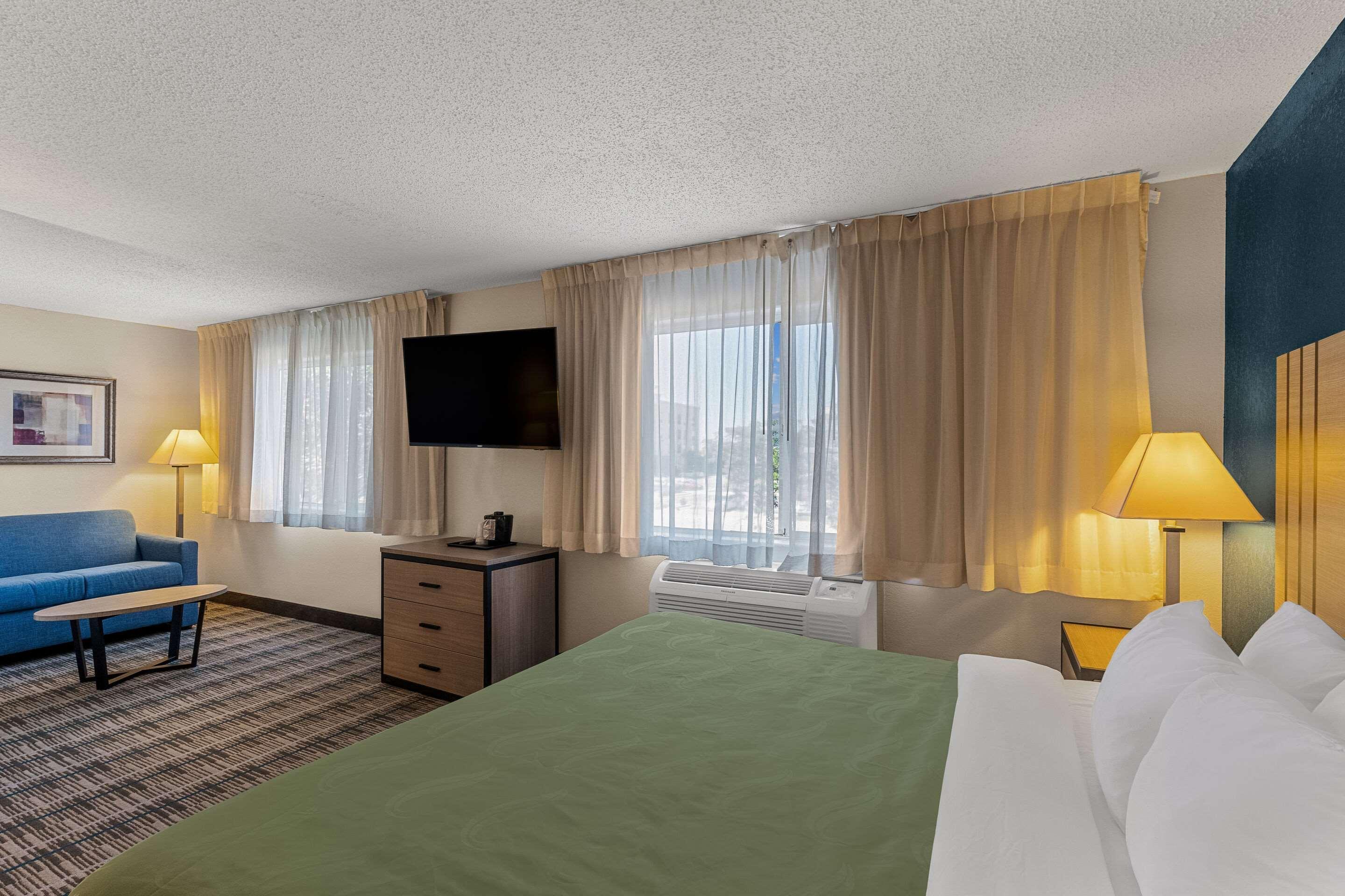Quality Inn Denver Northeast Brighton — 9