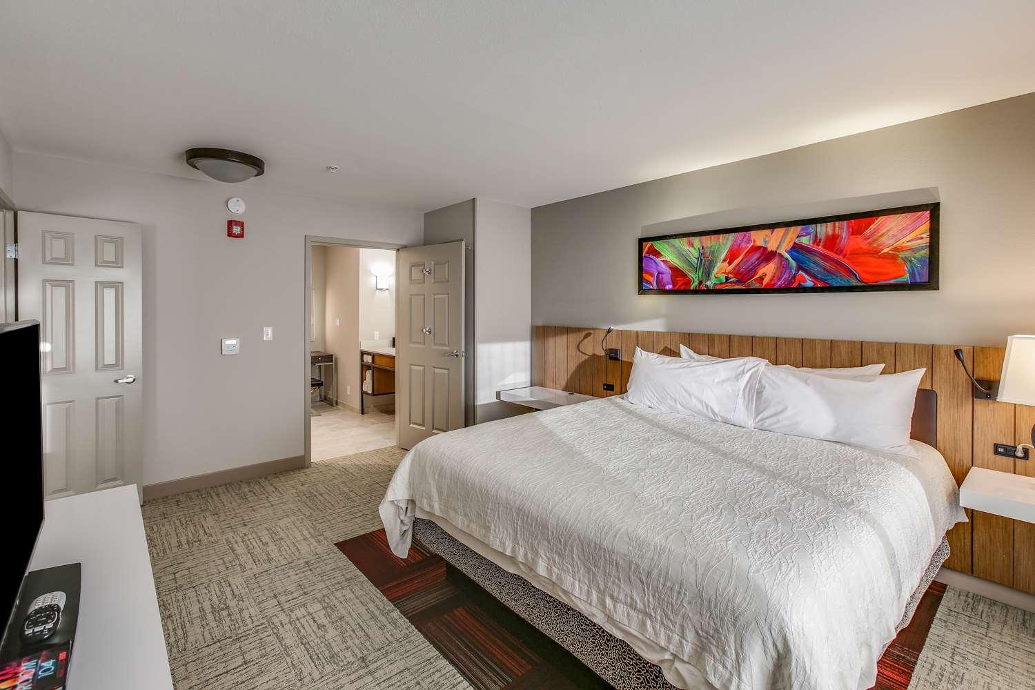 Hilton Garden Inn Ames — 9
