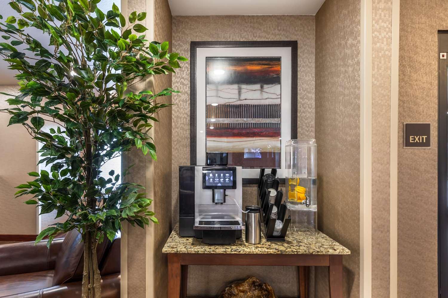 Best Western Plus Casper Inn & Suites — 6