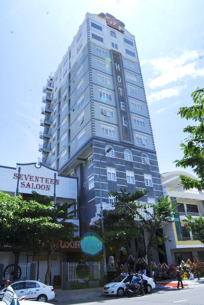 Seventeen Saloon Hotel — 3