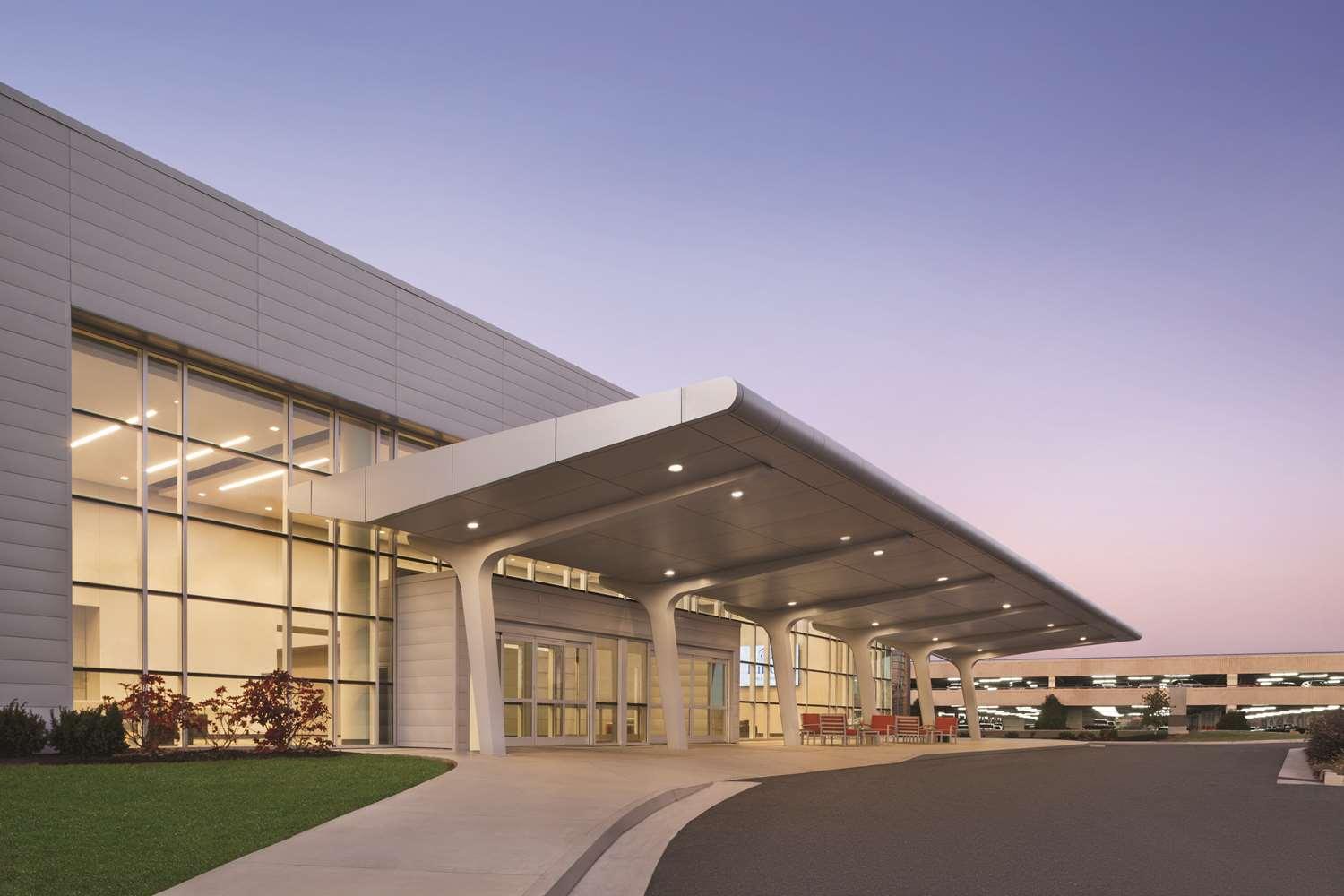 Hilton Knoxville Airport — 6