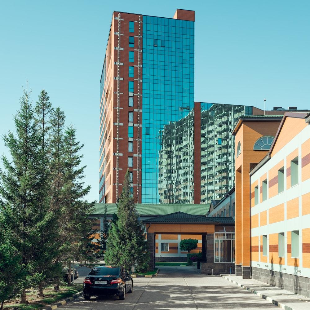 Comfort Hotel Astana — 2