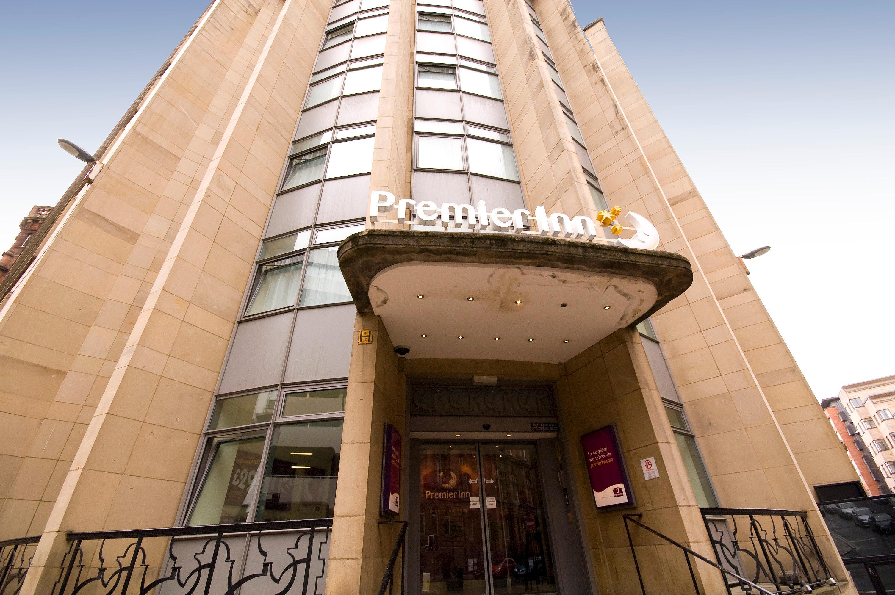 Premier Inn Glasgow City Centre (George Square) Hotel — 2