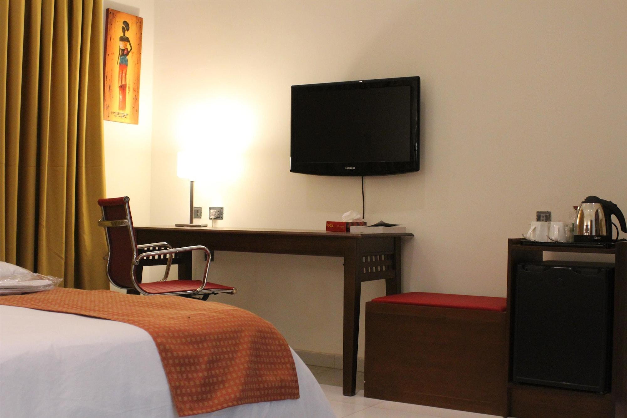 Atlantic Hotel Sekondi Takoradi — 1
