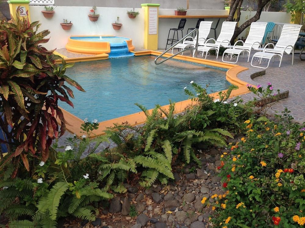 Habitat Terrace