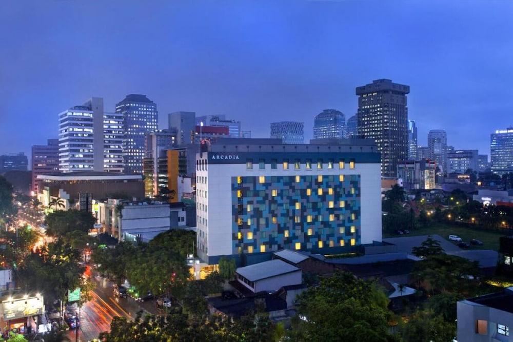 Horison Arcadia Wahid Hasyim — 2