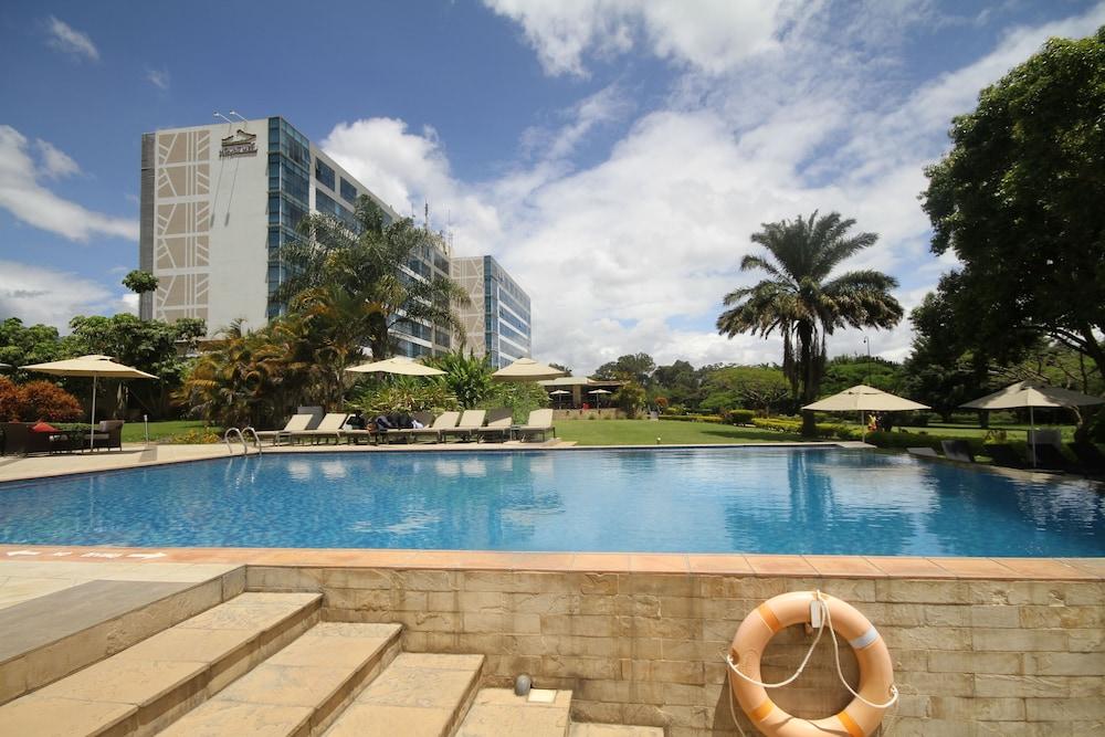 MOUNT MERU HOTEL — 3