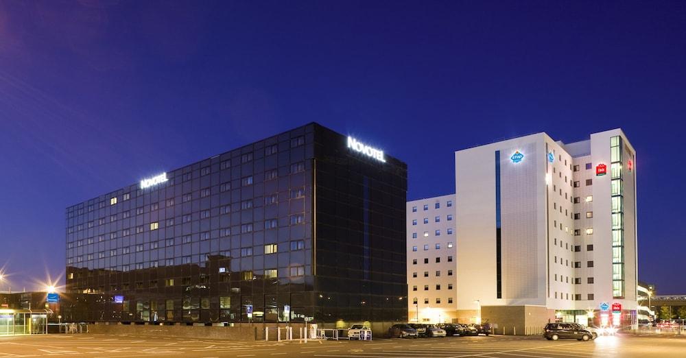 NOVOTEL BIRMINGHAM AIRPORT — 1