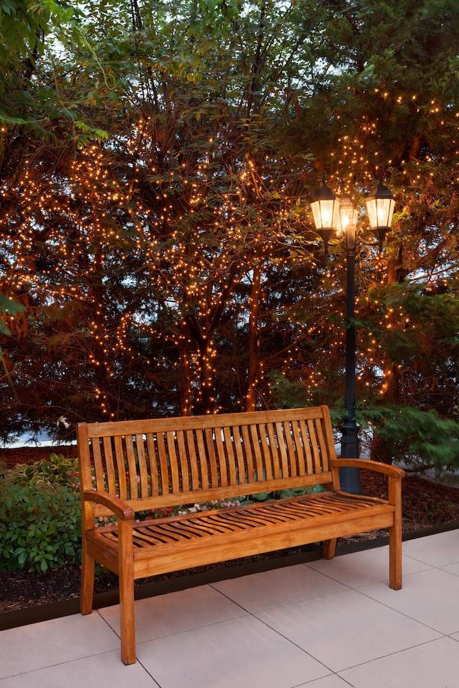 HILTON GARDEN INN FAIRFAX — 6