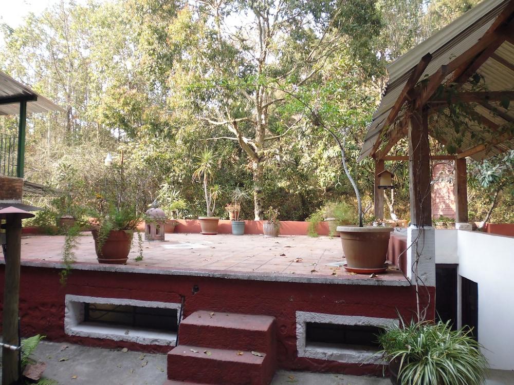 Eco Suites Uxlabil Guatemala City 1134698 — 9
