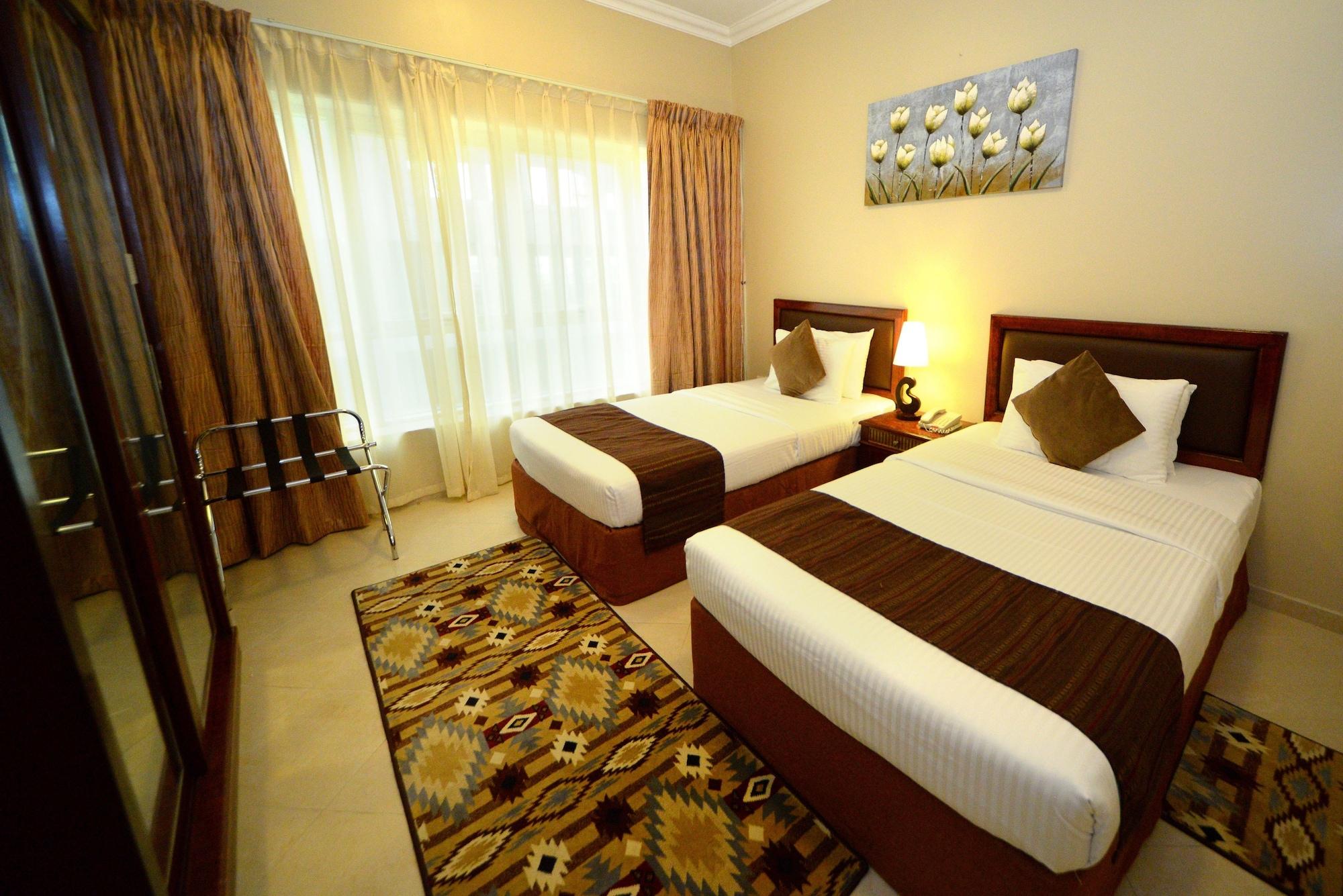 Emirates Stars Hotel Apartments - Sharjah — 8
