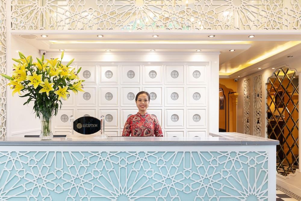 Church Minerva Hotel — 3