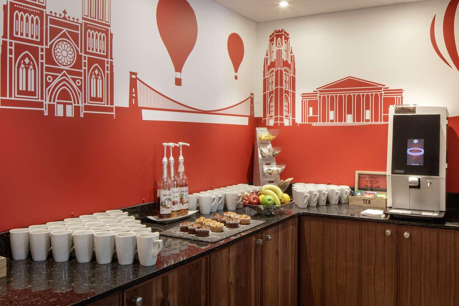 DOUBLETREE BY HILTON HOTEL BRISTOL CITY CENTRE(ex. Ramada Bristol City) — 9
