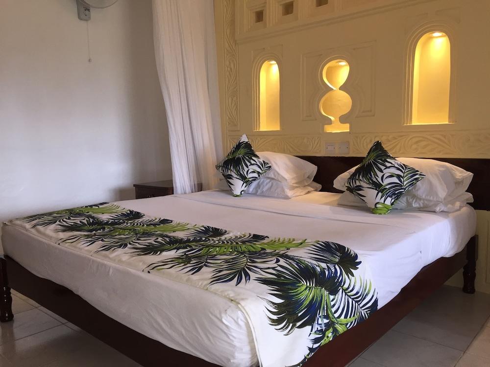 REEF HOTEL MOMBASA — 6