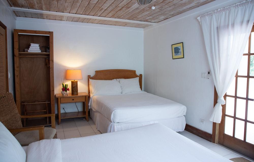 Tingum Village Hotel — 9