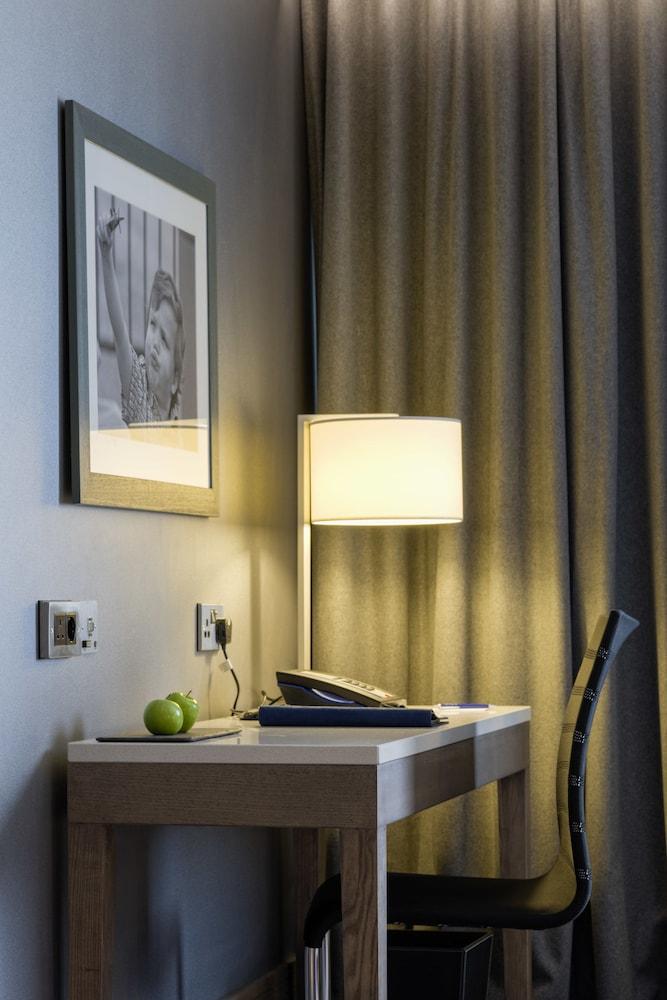 RADISSON BLU MANCHESTER AIRPORT — 5