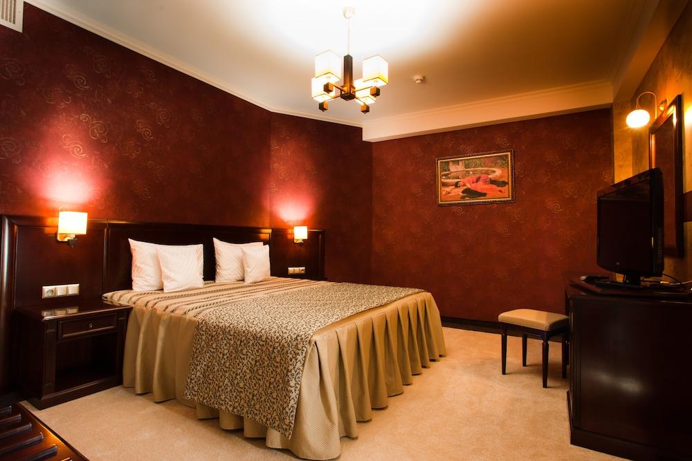 Prezident Hotel, Chisinau — 10