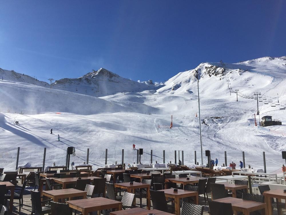 Hotel Grand Pas 1097778 — 2