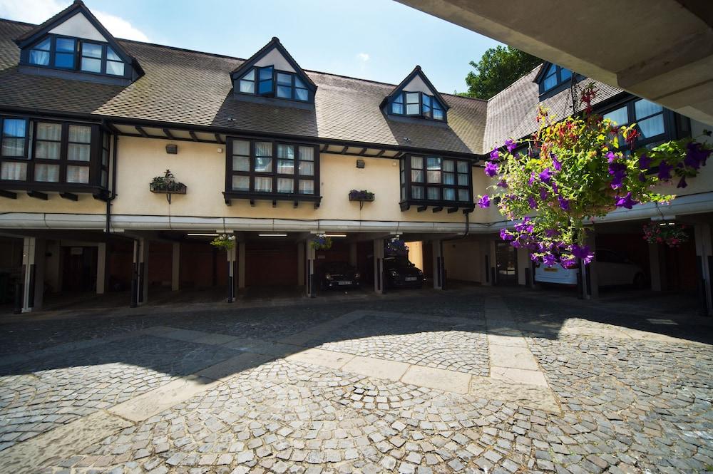 Villiers Hotel Buckingham — 2