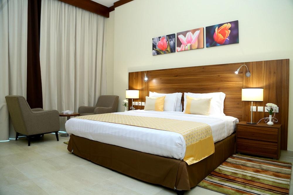 Tulip Al Barsha Hotel Apartment — 9