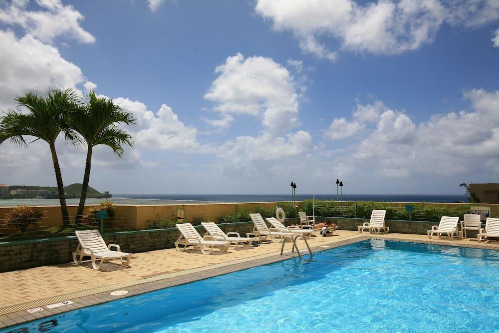Holiday Resort and Spa Guam
