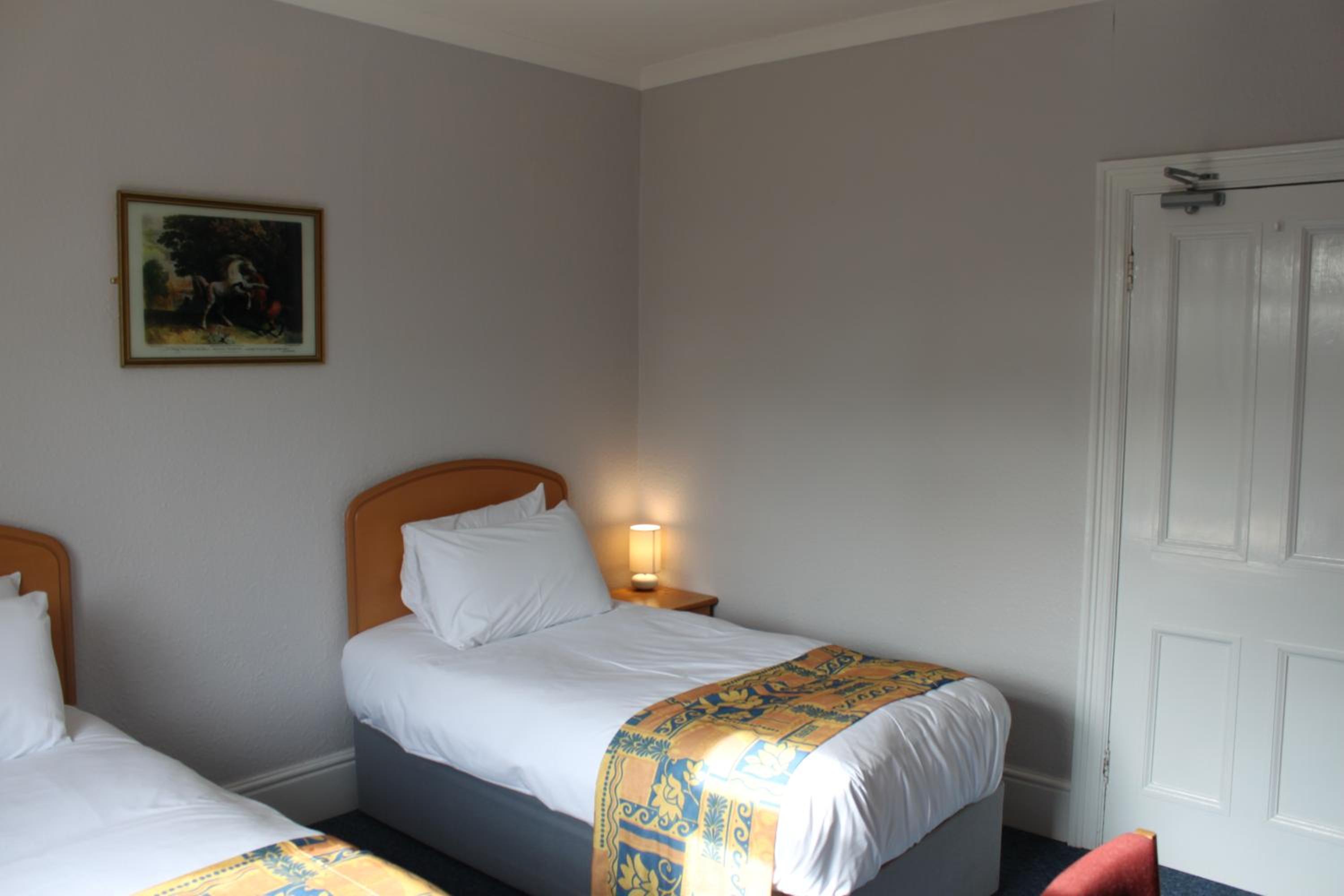Redwings Lodge Baldock — 10