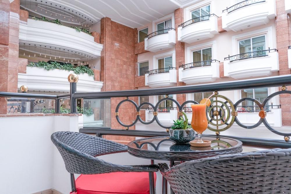 Leva Hotel Mazaya Centre — 3