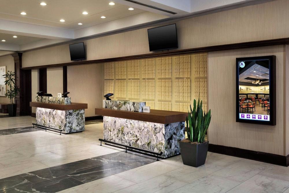 Buffalo Marriott Niagara — 6