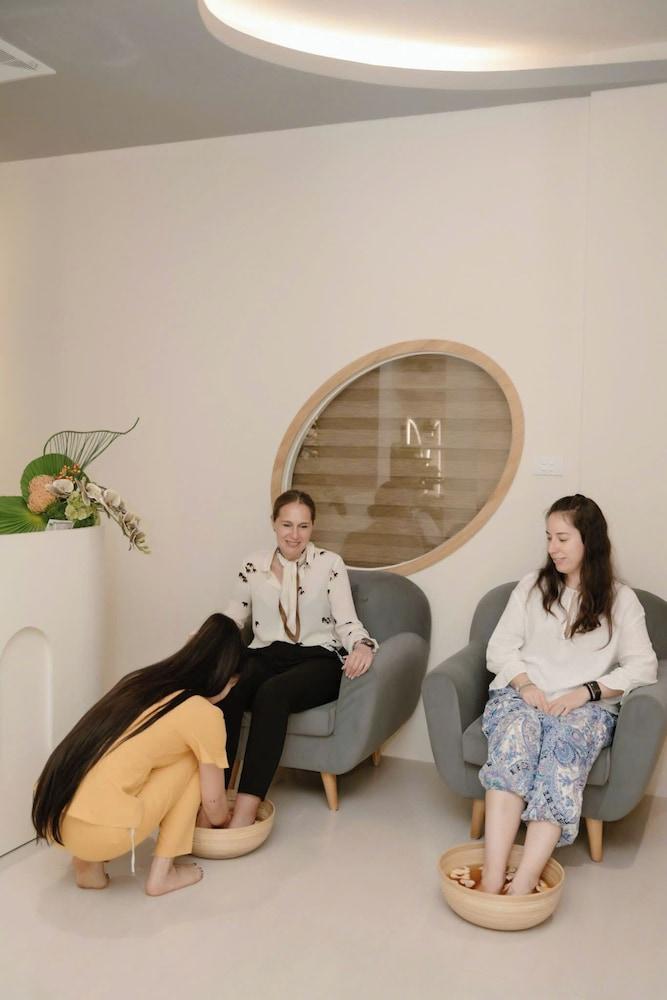 Minasi Premium Hotel — 7
