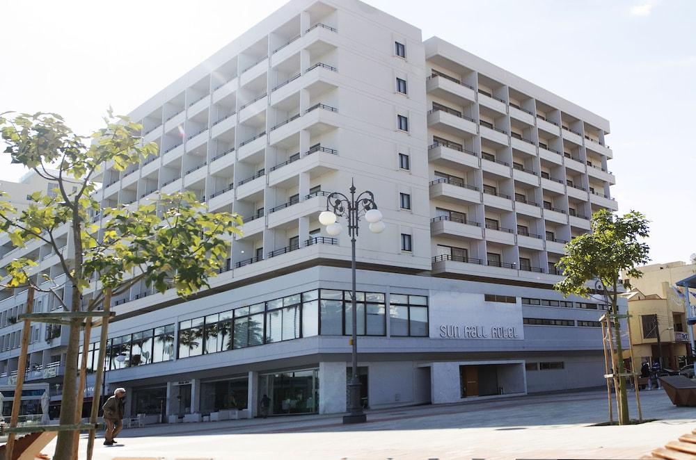 Sun Hall Hotel — 5
