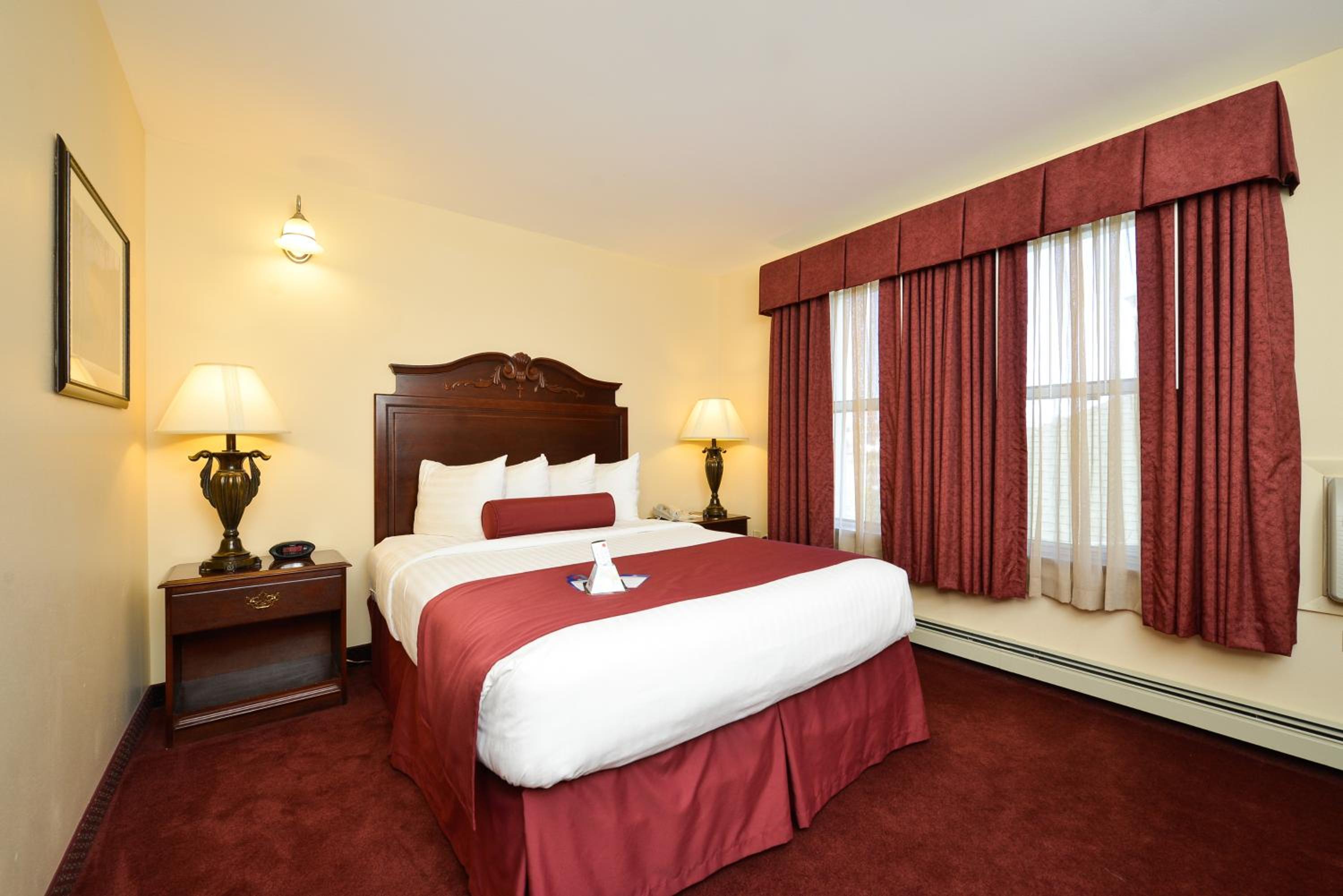 Best Western The Hotel Chequamegon — 6