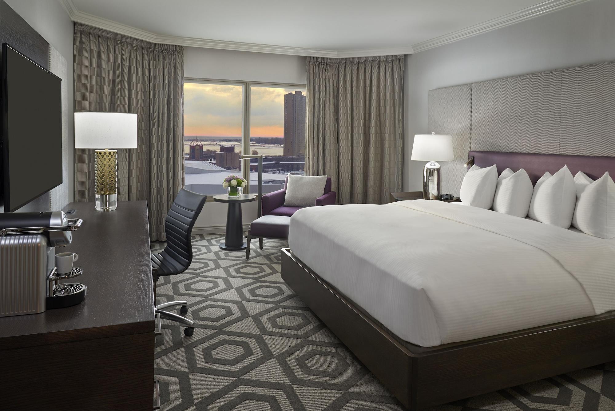INTERCONTINENTAL TORONTO CENTRE 3214 — 10