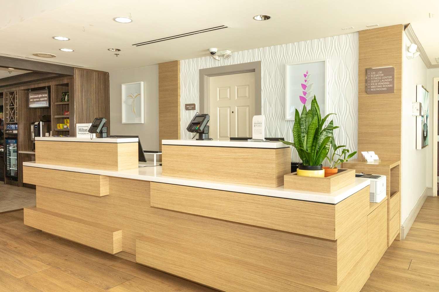 Hilton Garden Inn Daytona Beach Airport — 9