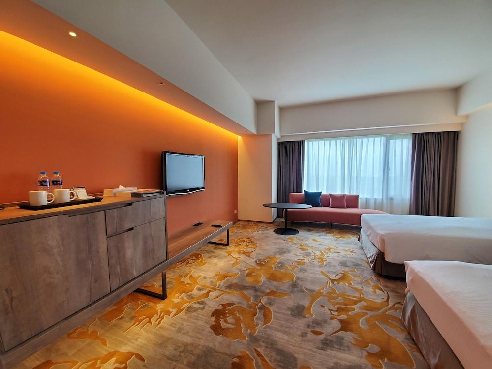 Parkview Hua Lien 878495 — 9