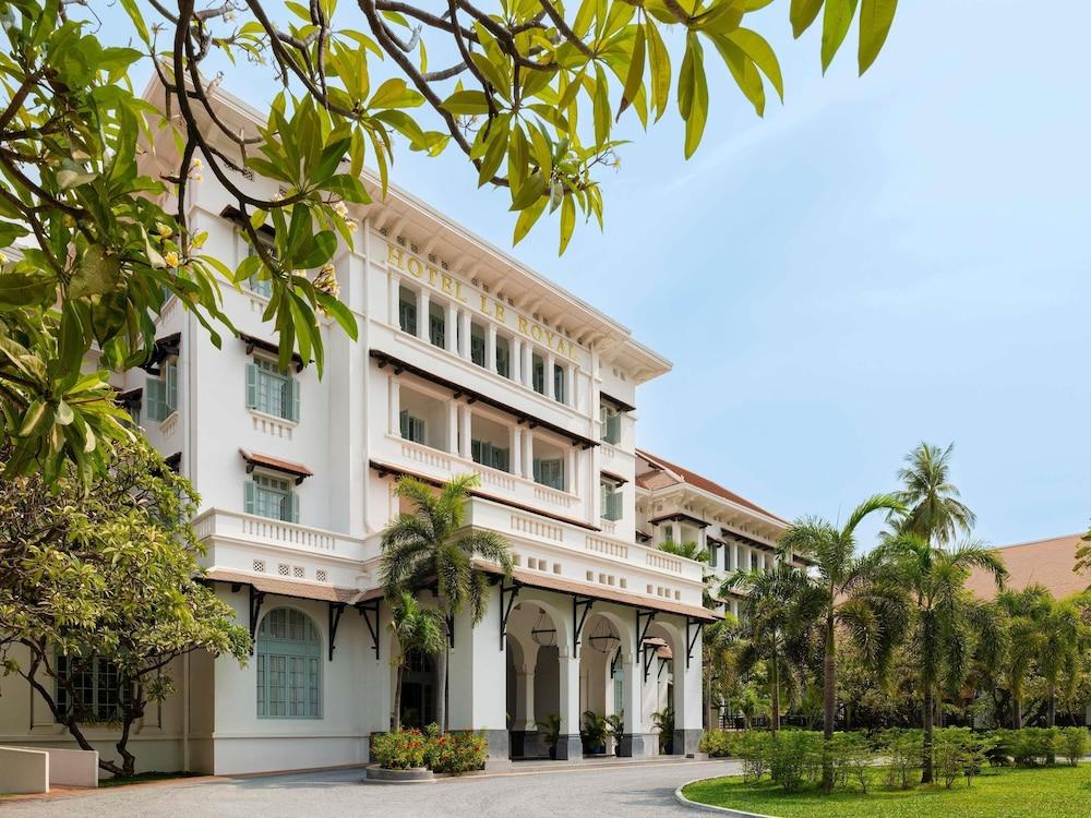 Raffles Hotel Le Royal — 5