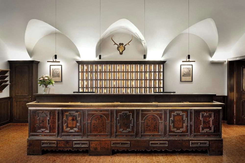 HOTEL GOLDENER HIRSCH, A LUXURY COLLECTION HOTEL — 6